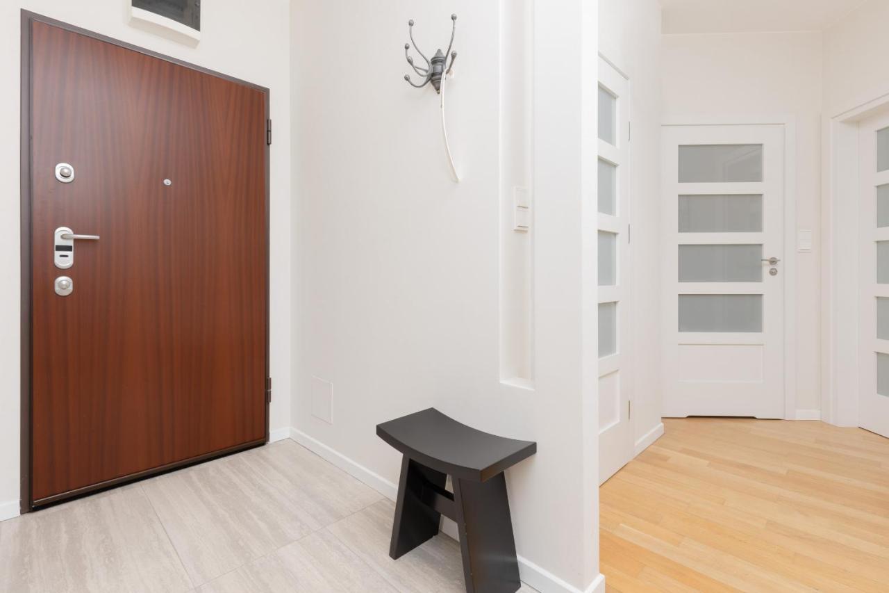 Quiet Apartment Park Edwarda Szymanskiego By Noclegi Renters Varšava Exteriér fotografie