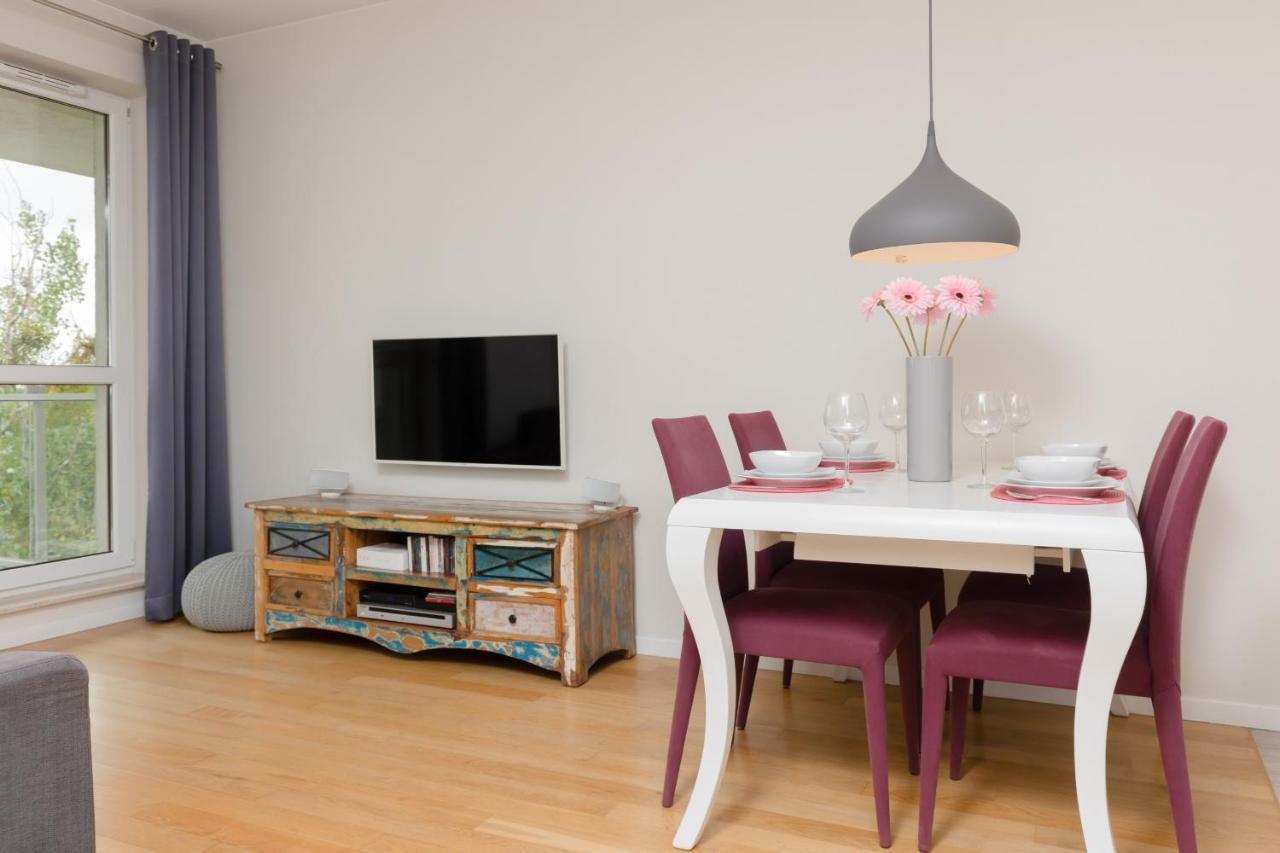 Quiet Apartment Park Edwarda Szymanskiego By Noclegi Renters Varšava Exteriér fotografie